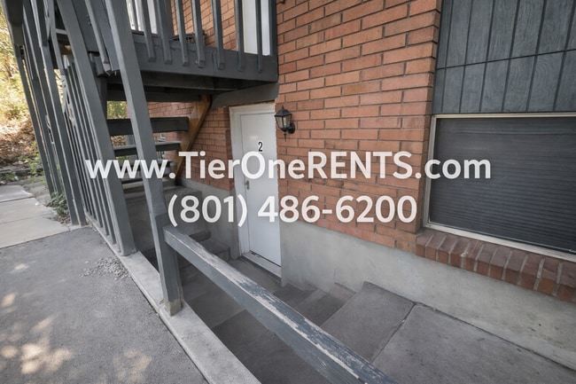 Photo - NO DEPOSIT option available for qualified renters with Obligo! Unit 2