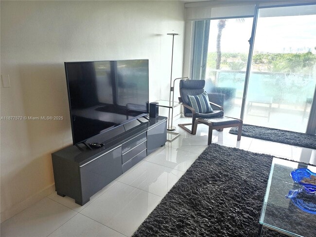 Photo - 5161 Collins Ave Unit 707