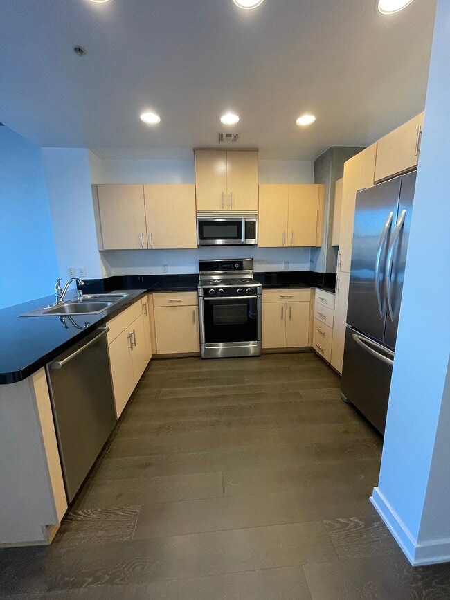 Photo - 311 2nd St Unit 603