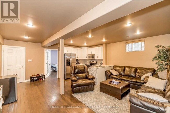 Photo - 22 Dunsmore Ln