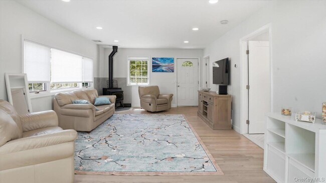 32 Red Creek Rd