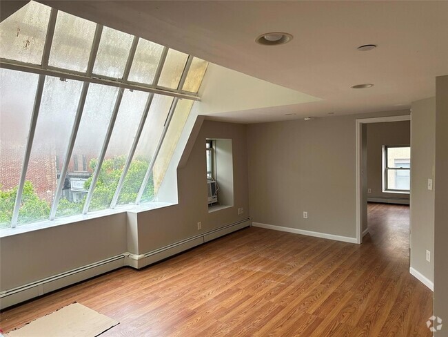 Building Photo - 42 North St Unit 3 Rental