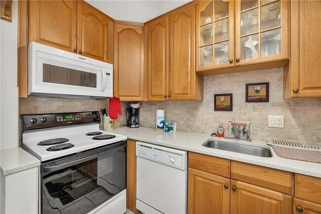 Photo - 1500 Demere Rd