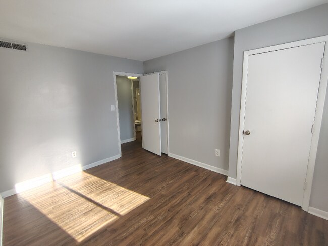 Photo - 600 Reusens Rd Unidad L130