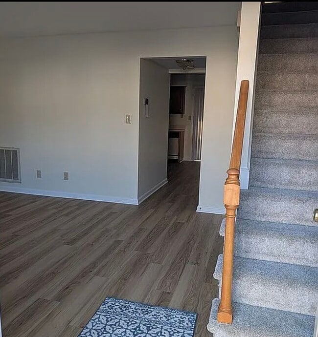 Photo - 131 Farrell Ln