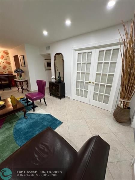 Photo - 351 NE 19th Pl Unit 206K