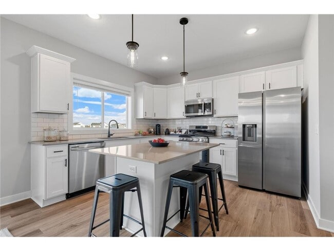 Photo - 11662 203rd St W