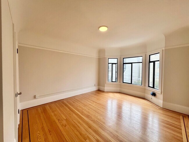 Photo - Top Floor 2BR/1BA + Newly Renovated Unit! Parking! In-Unit Laundry! PROGRESSIVE Unit 50 Moulton