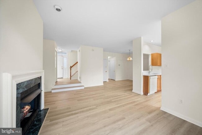 Photo - 44226 Mossy Brook Square Casa Adosada