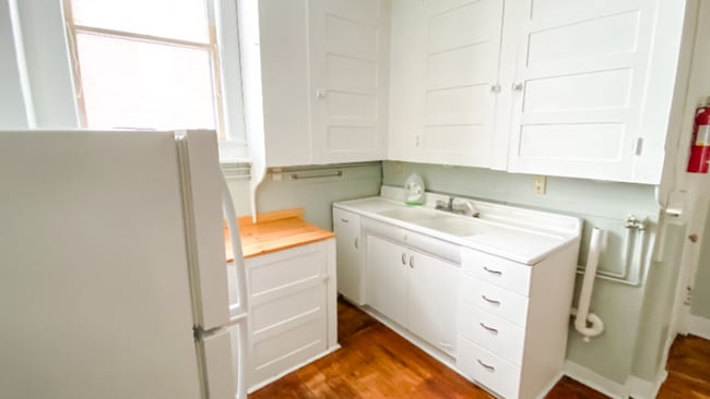 Photo - 462 Railroad St Unit 9