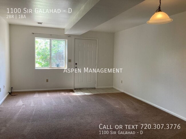 Photo - 1100 Sir Galahad Dr Unit D