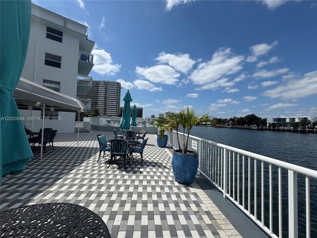Photo - 1913 S Ocean Dr Unit 427