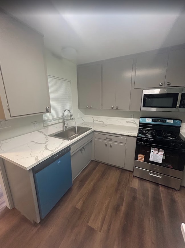 Photo - 7001 College Ave