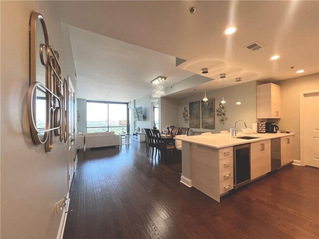 Photo - 270 17th St NW Unit 1904