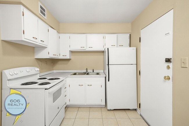 Photo - 1213 34th Ave Unidad 2