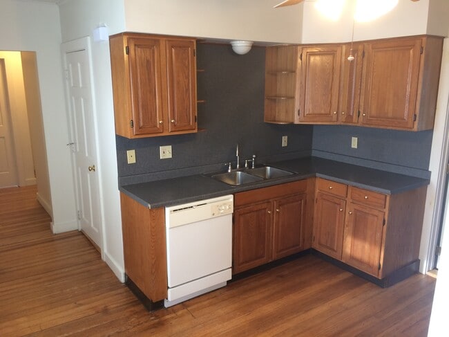 Photo - 97 Mawney St Unit 2