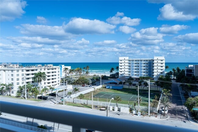 Building Photo - 1600 S Ocean Dr Unit 8I