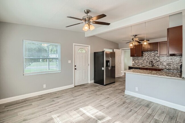 Photo - 3219 40th St N