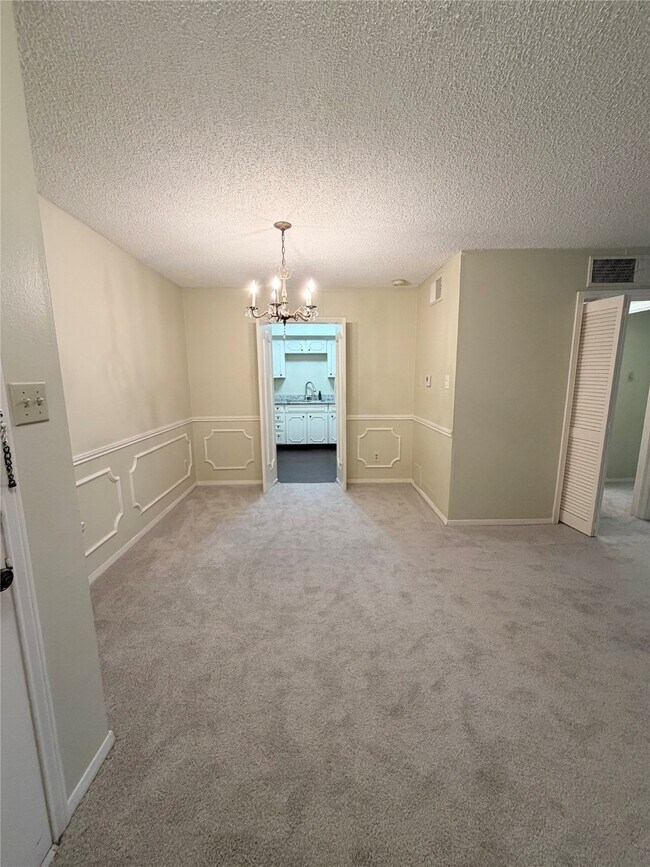 Photo - 5050 Ambassador Way Unit 305