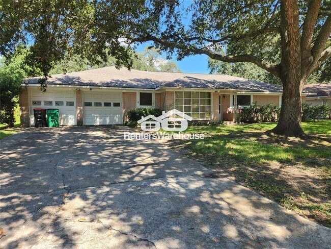 Photo - 1702 Ivie Lee St