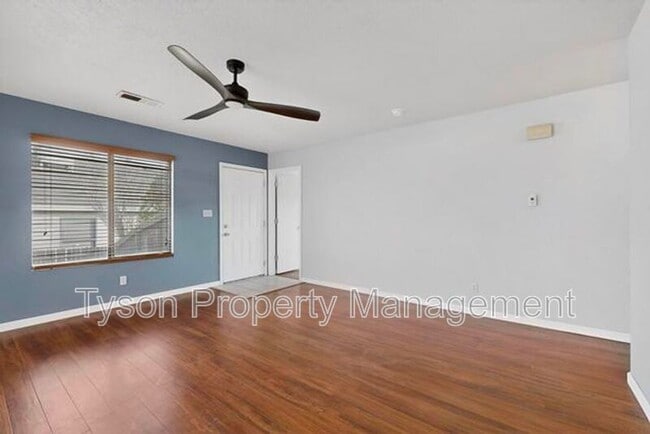 Photo - 11015 Connemara Dr SW