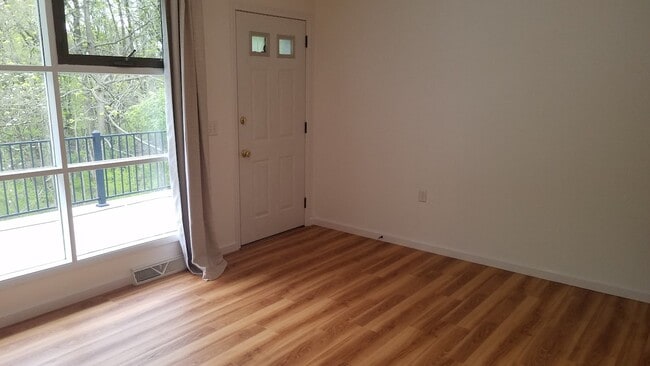 Photo - 300 Spring Valley Rd