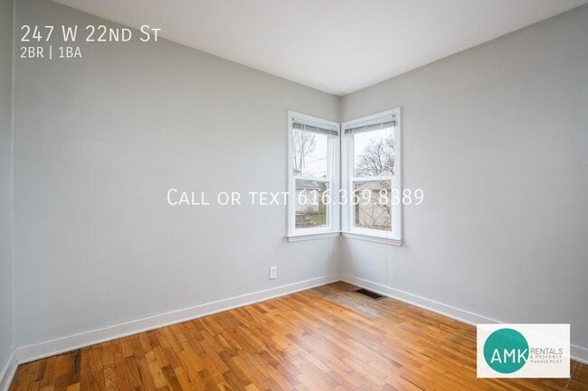 Photo - 247 W 22nd St