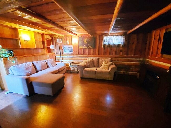 Building Photo - 965 S Parfet Way Rental