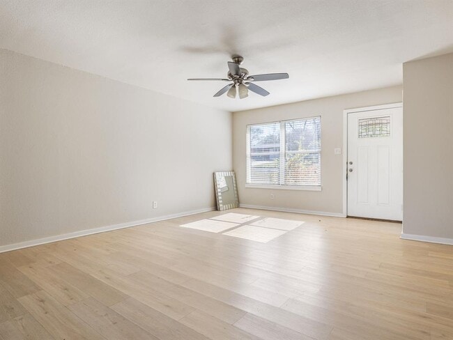 Photo - 800 Monterrey Pl