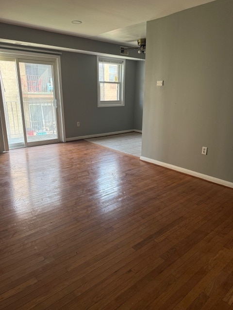 Building Photo - 3429 5th St SE Unit 32 Rental