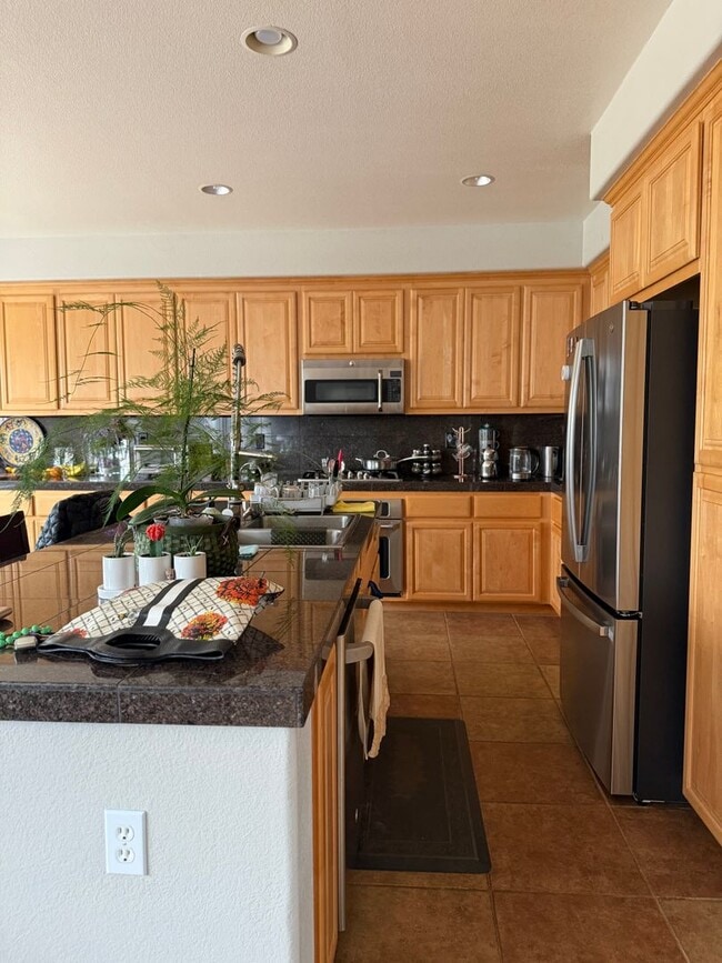 Photo - Gorgous 4 bedroom, 3 full bath home with pool