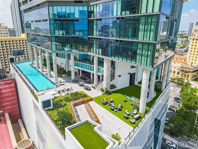 Photo - 398 NE 5th St Unit 2414