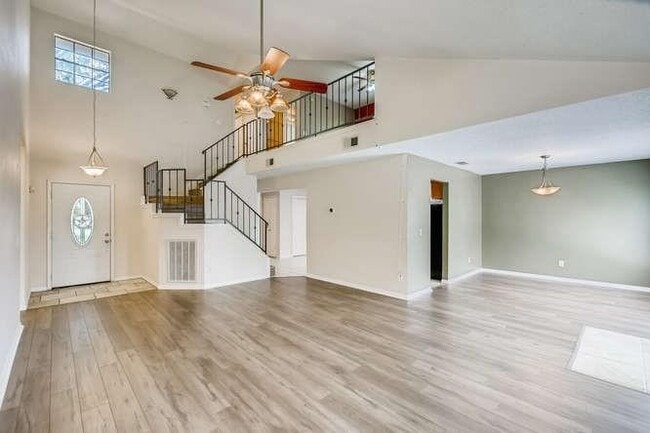 Photo - 2201 Warfield Way