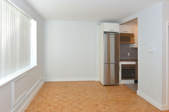 Photo - 263 Russell Hill Rd Unit 207