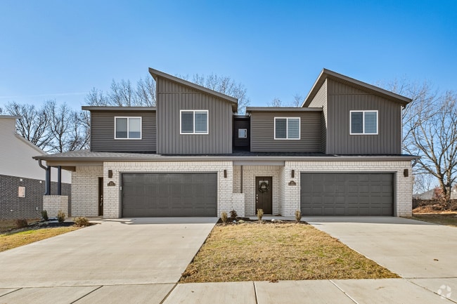 Building Photo - 712 Sun Meadows Loop Rental