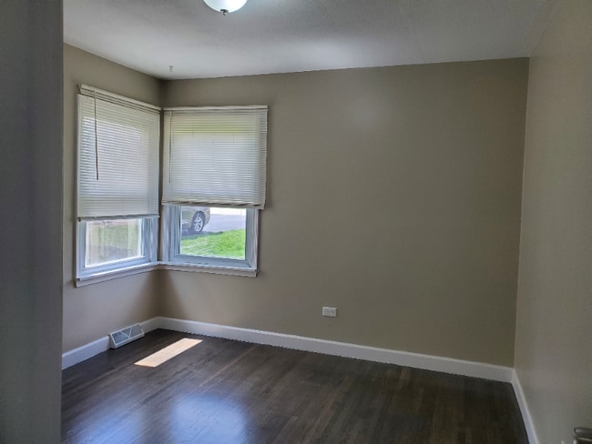 Photo - 1329 Campbell Ave