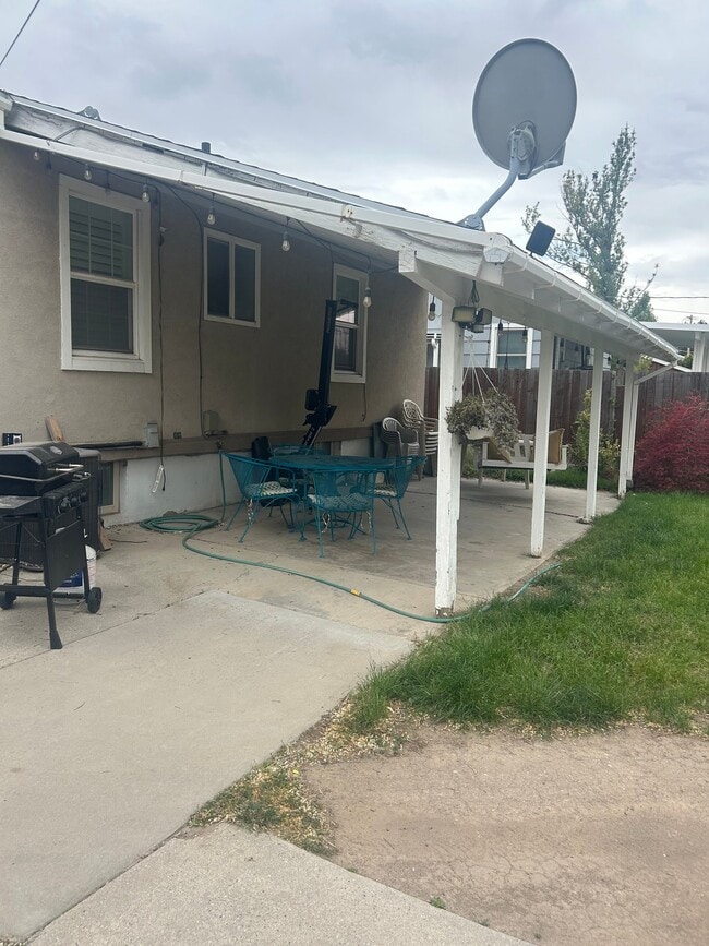 Photo - 2854 S Imperial St