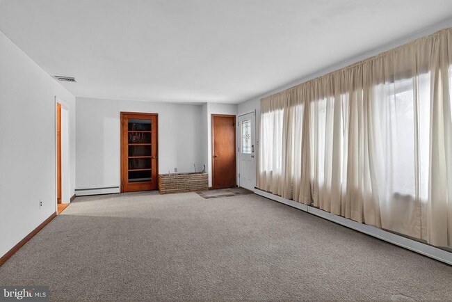 Photo - 764 Lakehurst Rd