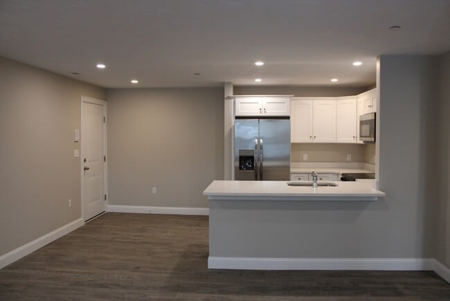 Photo - 192 Central St Unit G