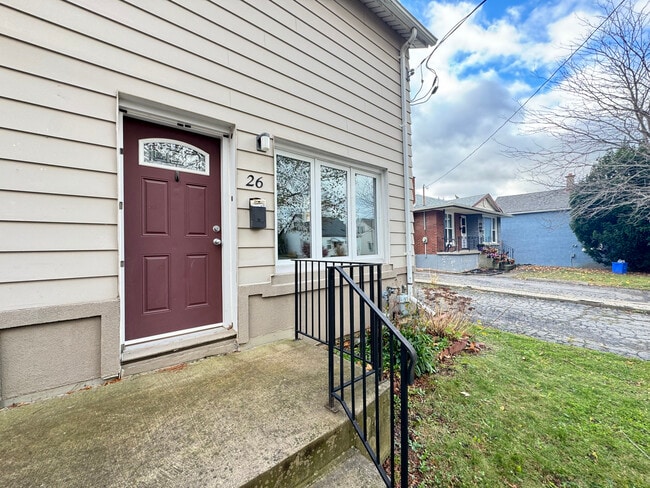 Photo - 26 Eastchester Ave Unit 1