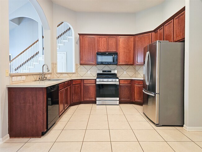 Photo - 18118 Yellowstone Trail