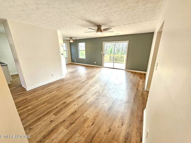 Photo - 801 Josepi Dr