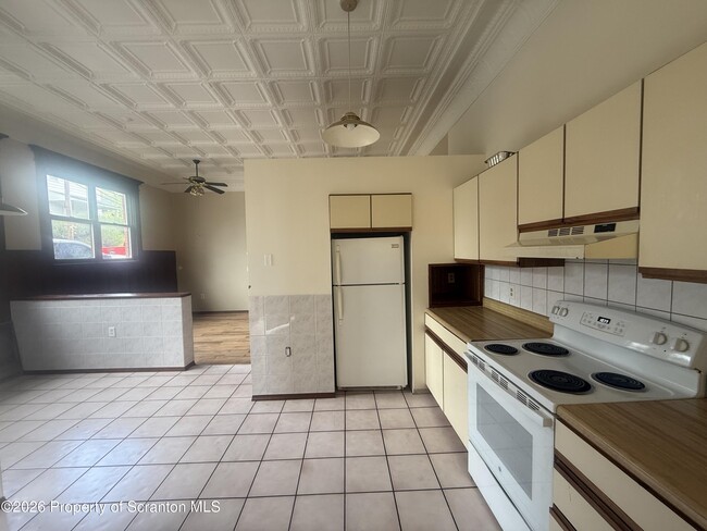 Photo - 1301 Main St