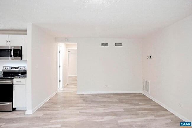 Photo - 616 ROCK CREEK Rd Unidad B
