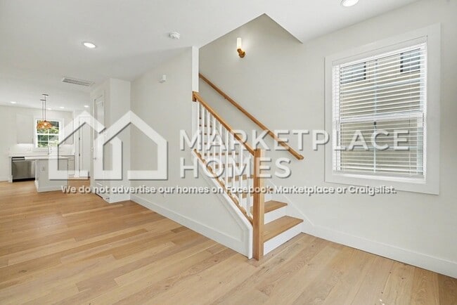 Photo - 7 Taverly Dr