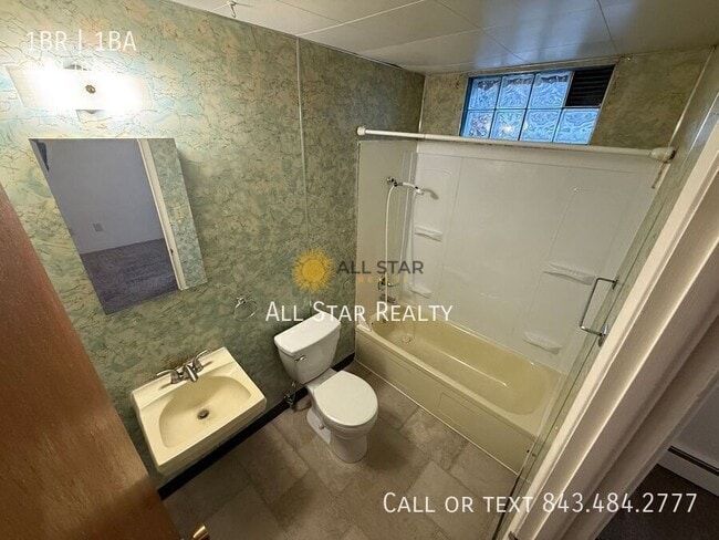 Photo - 433 E Dowling Rd Unit 2