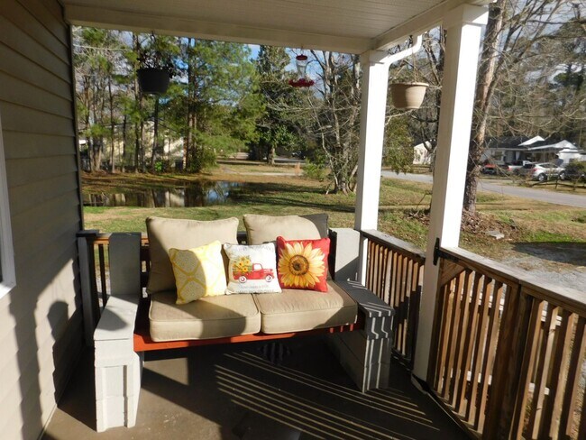 Photo - Cozy Havelock Home