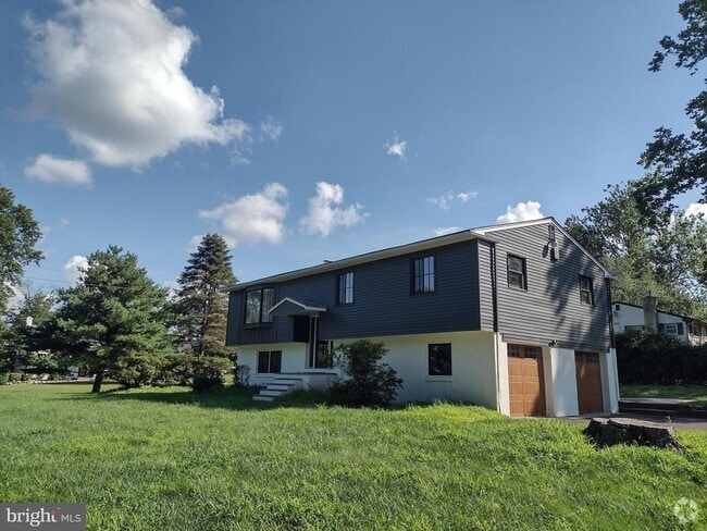 Building Photo - 64 Bogle Dr Rental