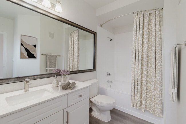 Photo - Sheridan Park at Spring Creek