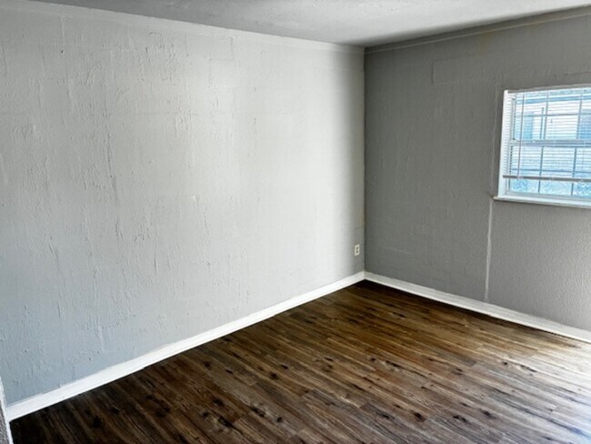 Photo - 2150 Inwood Terrace